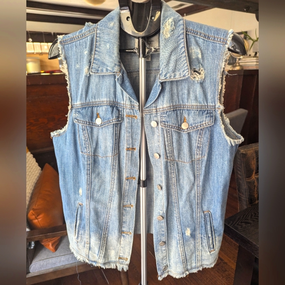 Jessica Simpson distressed jean jacket vest size L